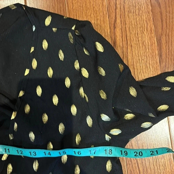 SHEIN Black Golden Dot  Bow Wrap Blouse Sz Large - Picture 6 of 12